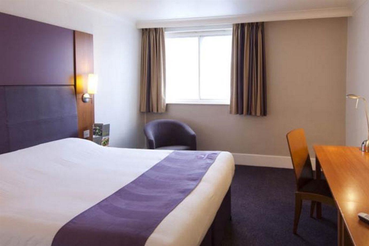Premier Inn Bristol South מראה חיצוני תמונה