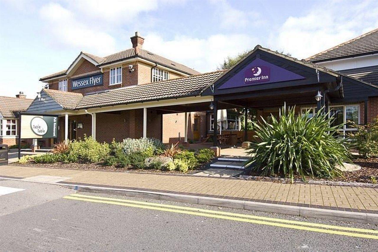 Premier Inn Bristol South מראה חיצוני תמונה