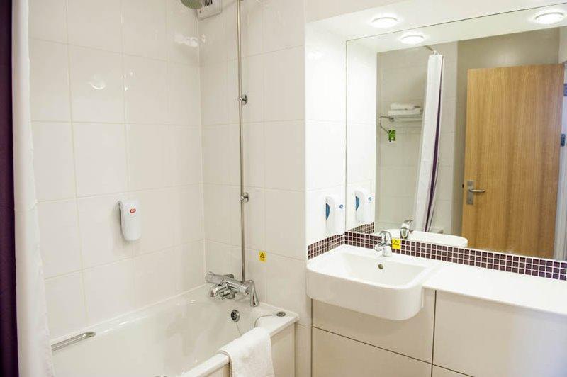 Premier Inn Bristol South מראה חיצוני תמונה