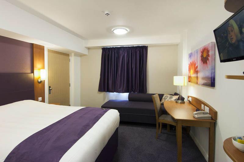 Premier Inn Bristol South מראה חיצוני תמונה